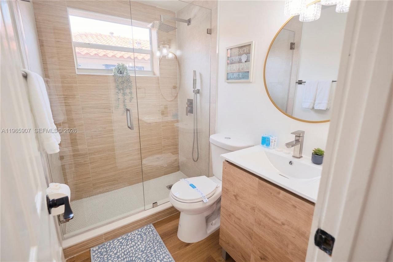 1232 SW 30th Pl, Miami, FL 33135 Photo