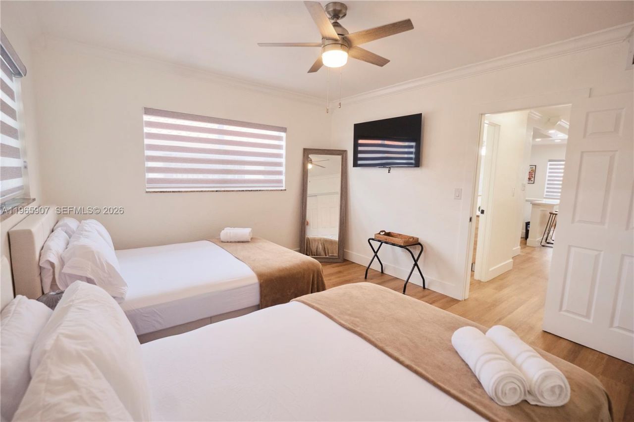 1232 SW 30th Pl, Miami, FL 33135 Photo