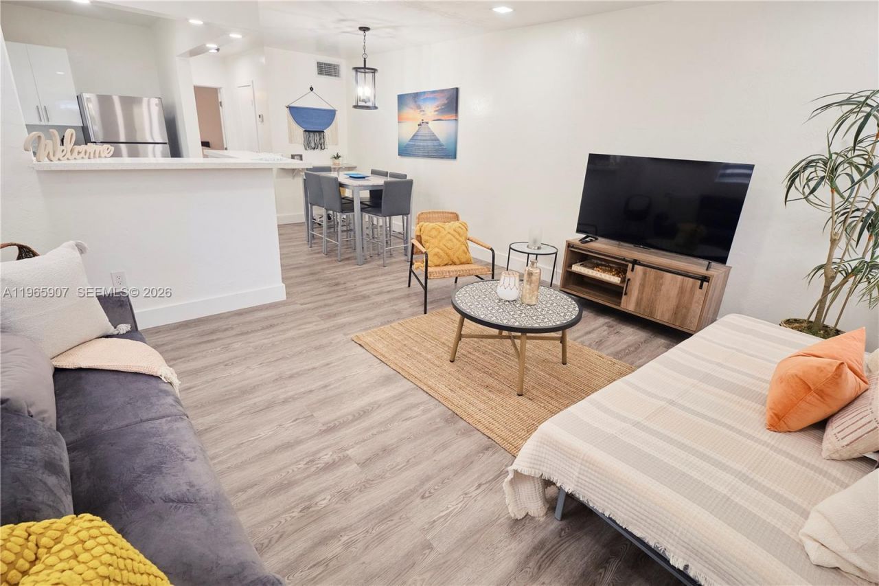 1232 SW 30th Pl, Miami, FL 33135 Photo