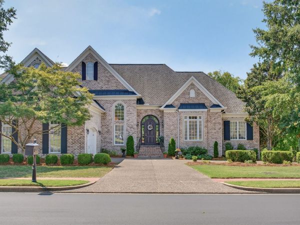 965 Plantation Blvd, Gallatin, TN 37066