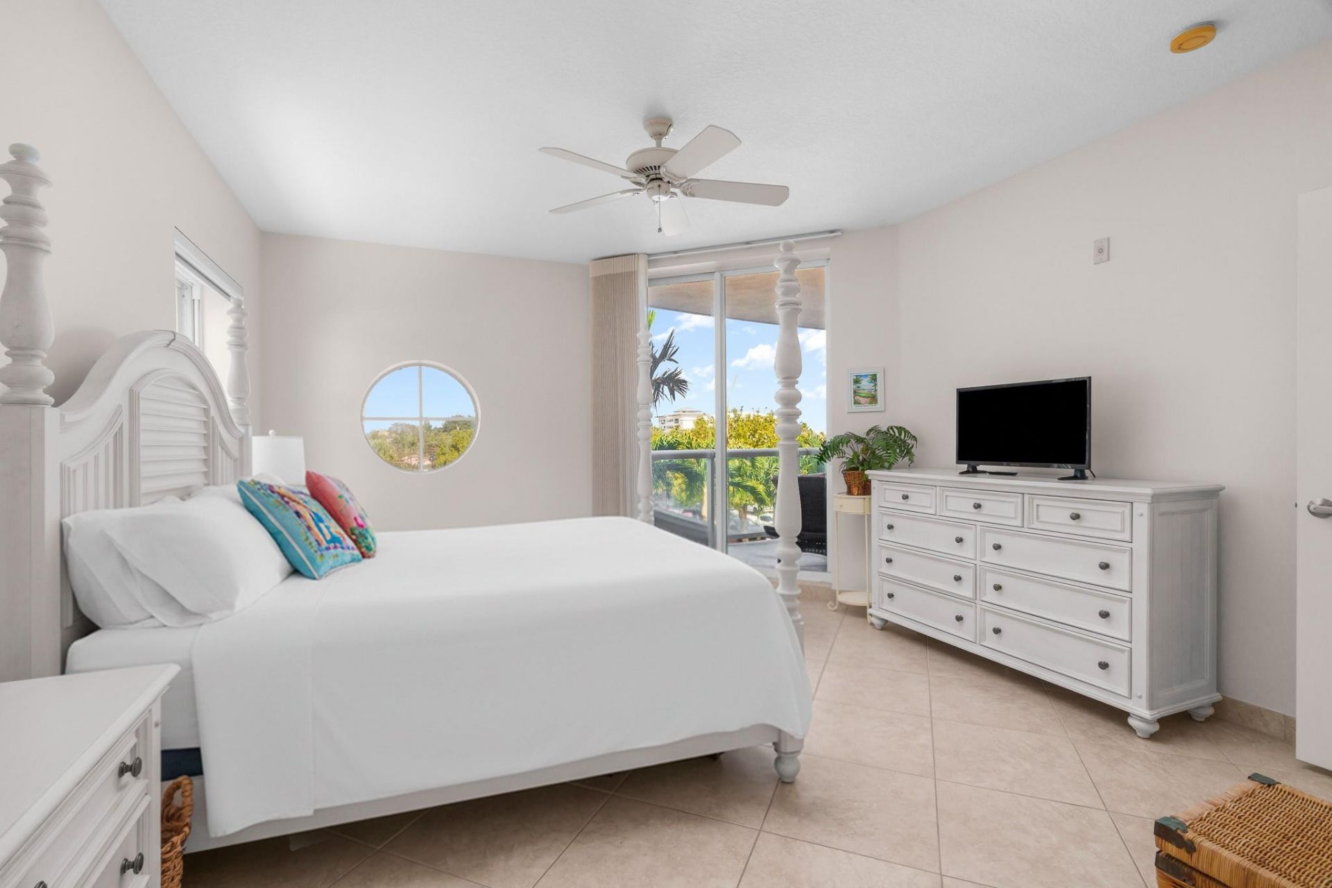 2051 SE 3rd Street, Unit 307, Deerfield Beach, FL 33441 Photo