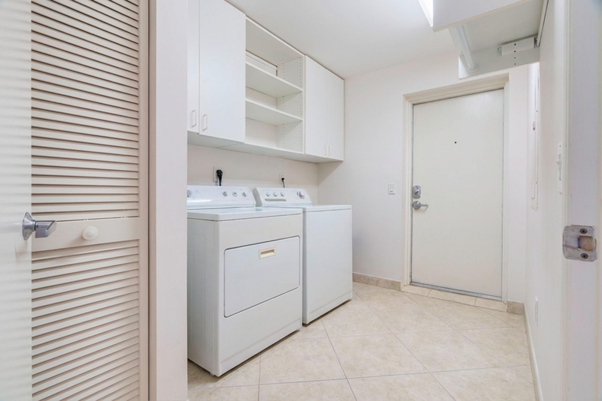 2051 SE 3rd Street, Unit 307, Deerfield Beach, FL 33441 Photo