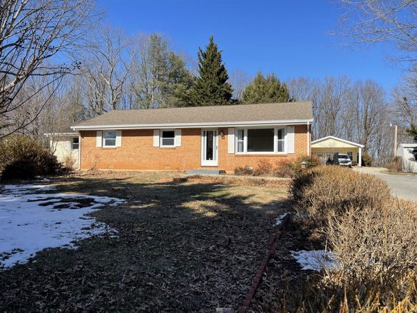 1358 Homeplace RD, Bedford, VA 24523