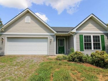 5931 Five Forks Rd, Pamplin, VA 23958