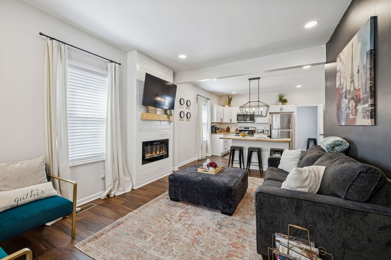 111 E 15th St, Columbia, TN 38401 Main Photo