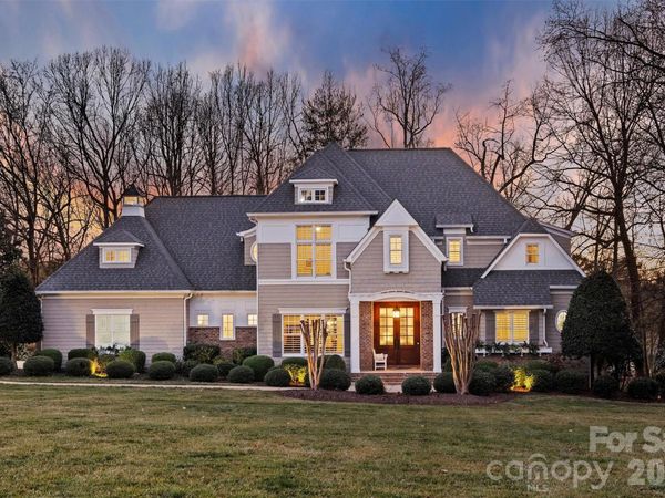 127 Heathland Lane, Mooresville, NC 28117