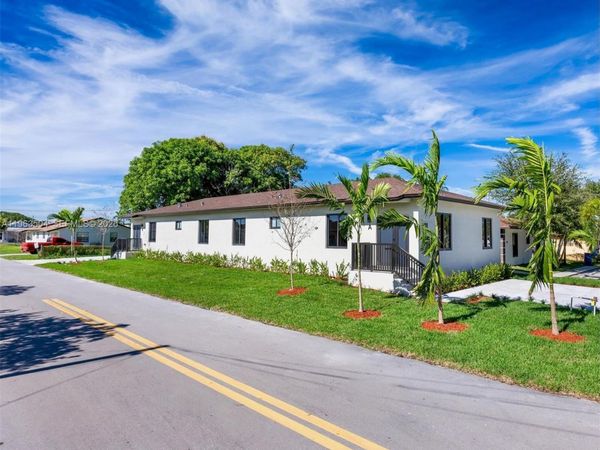 601 NW 3rd Ave , Hallandale Beach, FL 33009