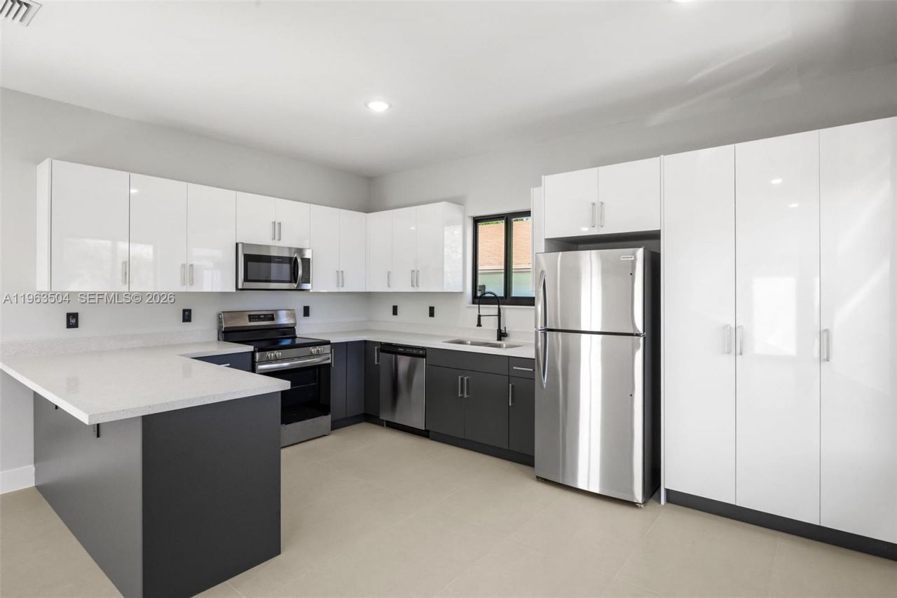 601 NW 3rd Ave , Hallandale Beach, FL 33009 Photo