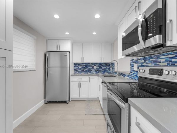 8045 SW 107th Ave, Unit 303, Miami, FL 33173