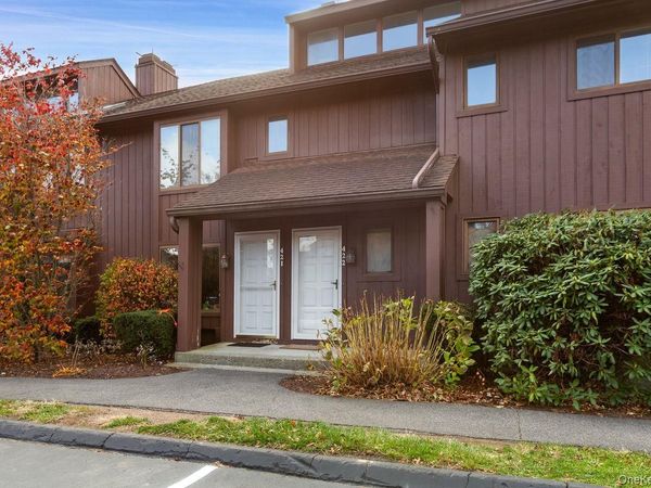 422 Panorama, Mohegan Lake, NY 10547