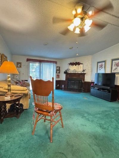 1137 Rugby Avenue Photo 4