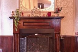 1137 Rugby Avenue photo 4