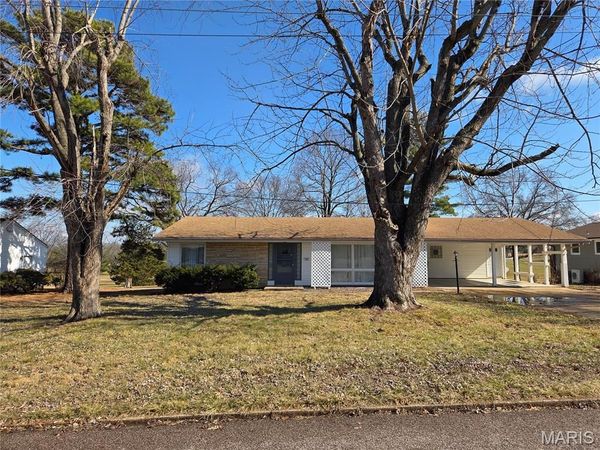 46 East Street, Sullivan, MO 63080