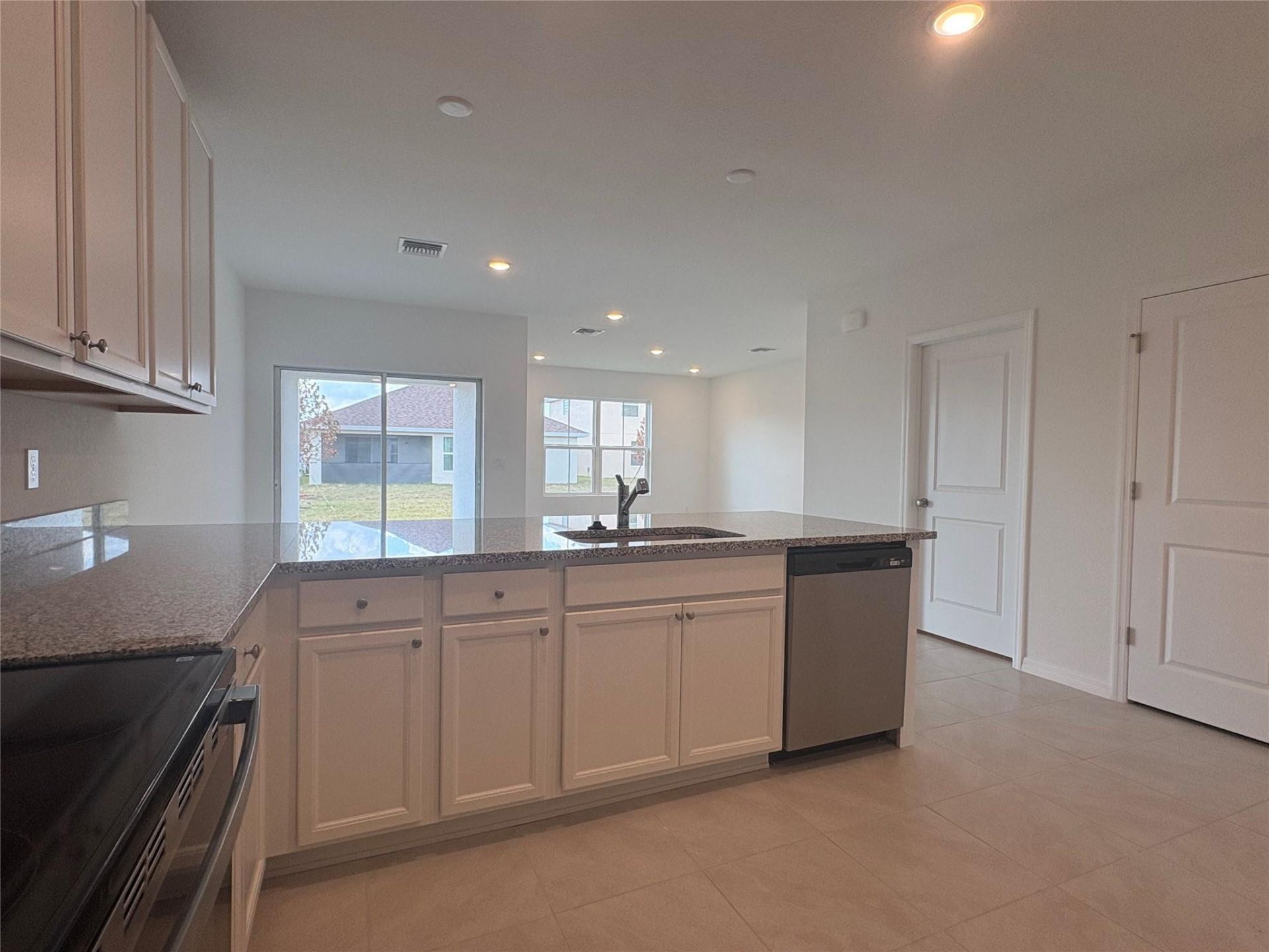 323 Seascape Dr, Fort Pierce, FL 34945 Photo