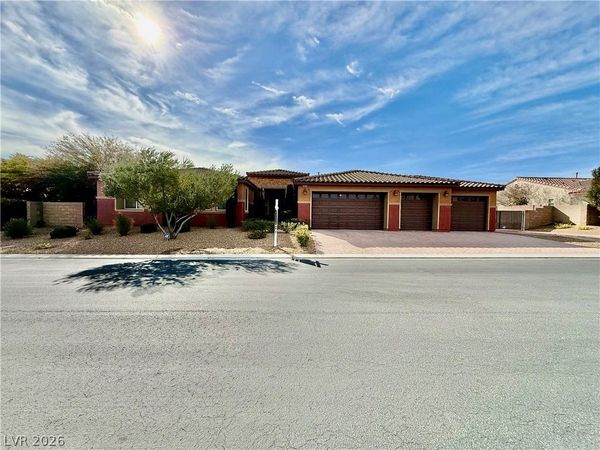 8455 Creekstone Court , Las Vegas, NV 89113