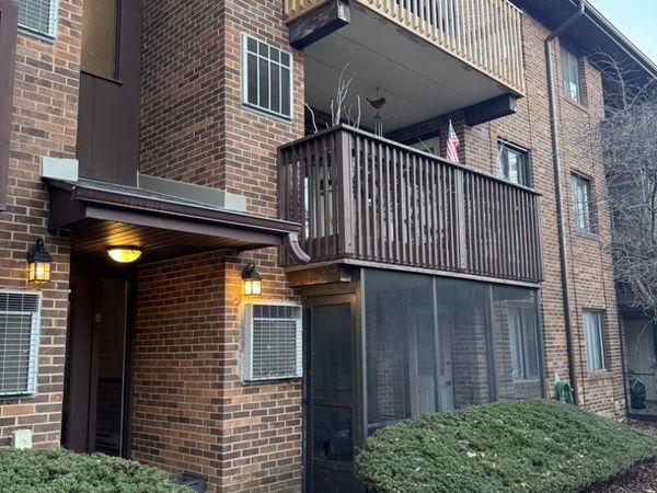 15125 Quail Hollow Drive, Unit 406, Orland Park, IL 60462