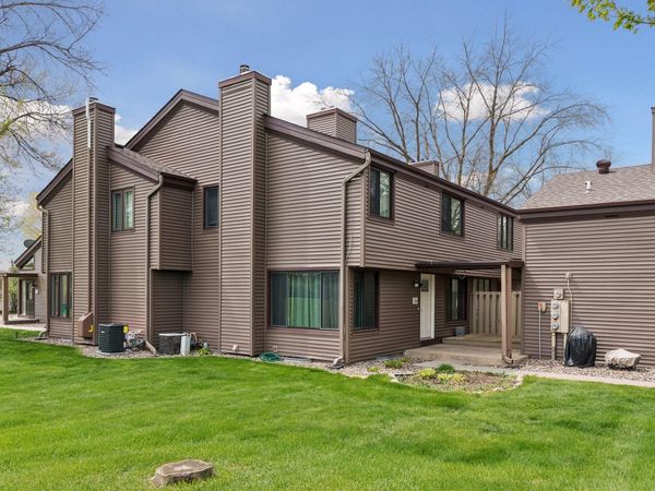 112704 Hundertmark Road, Chaska, MN 55318
