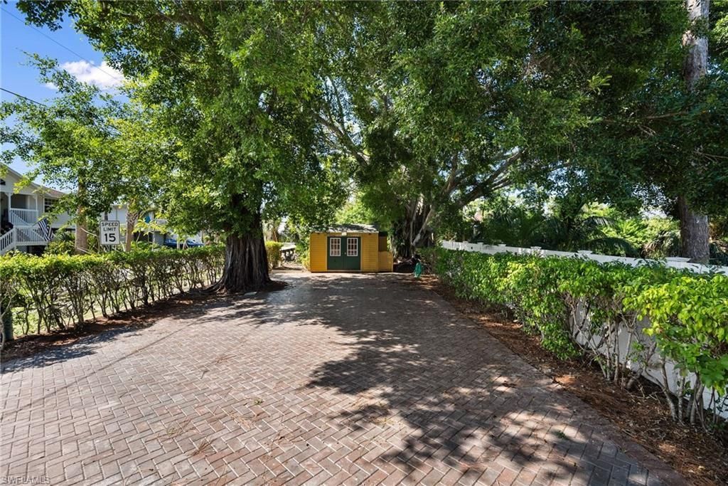 4011 Tarpon Ave, Bonita Springs, FL 34134 Photo