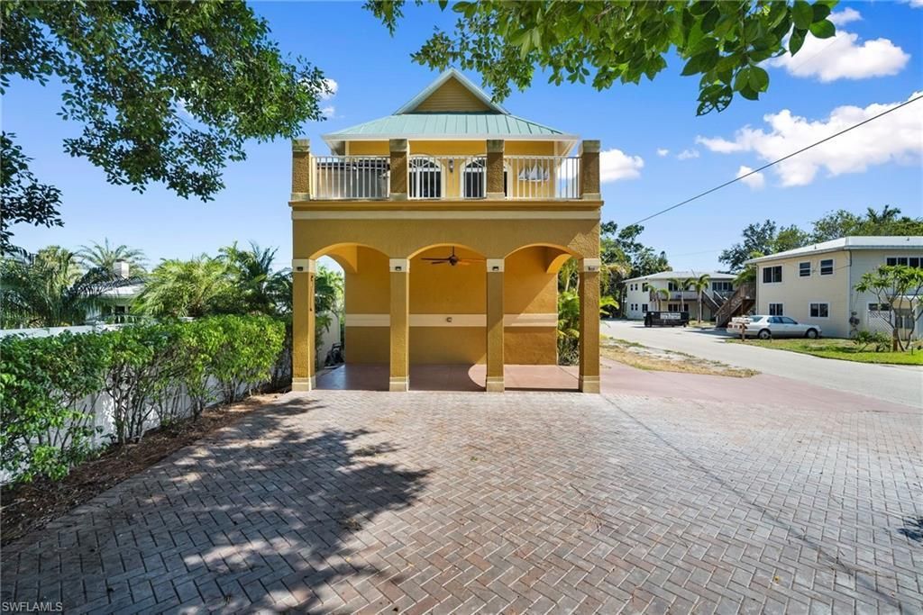 4011 Tarpon Ave, Bonita Springs, FL 34134 Photo