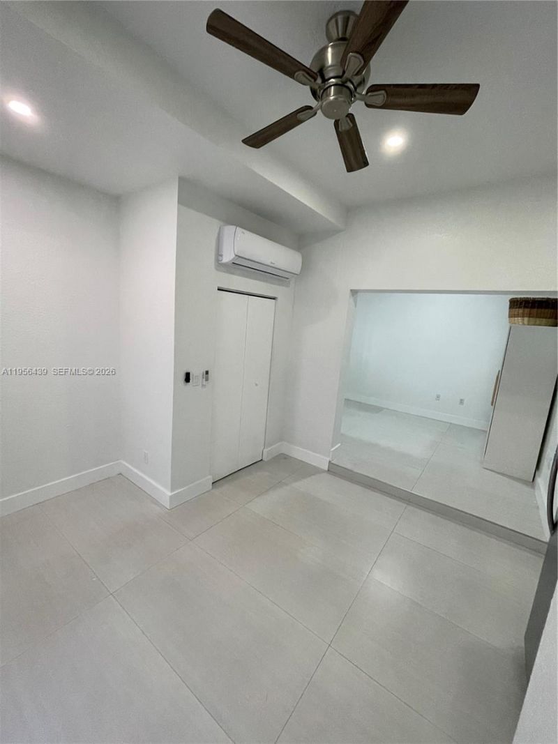 12715 NW 7th St, Miami, FL 33182 Photo