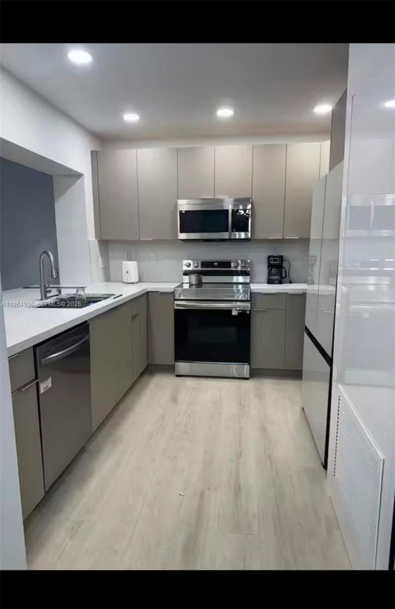 508 De Leon Dr, Miami Springs, FL 33166 Photo