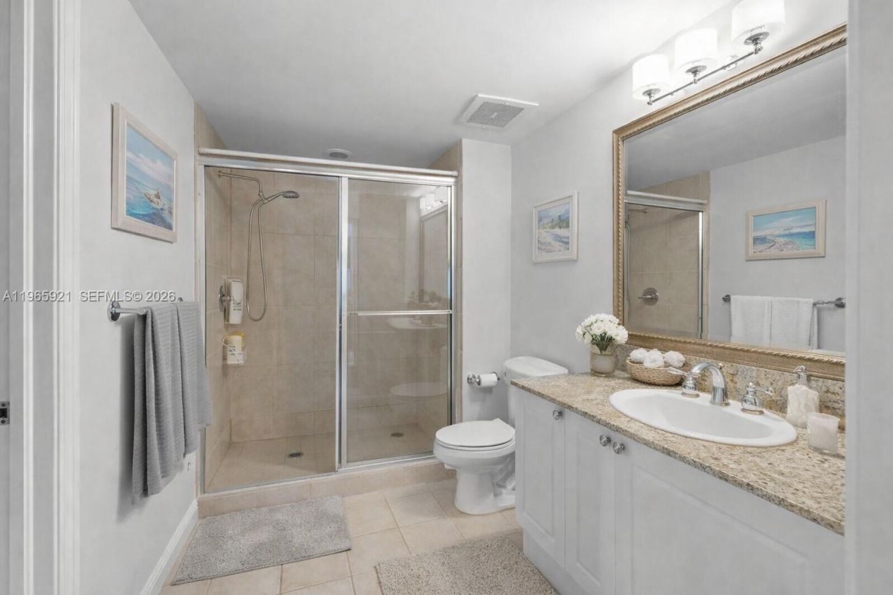 19501 W Country Club Dr , Unit 2415, Aventura, FL 33180 Photo