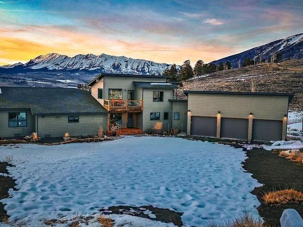 515 Hawk Dr, Gunnison, CO 81230