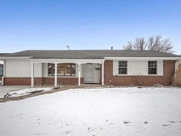 210 Brookhaven Drive, Elk Grove Village, IL 60007