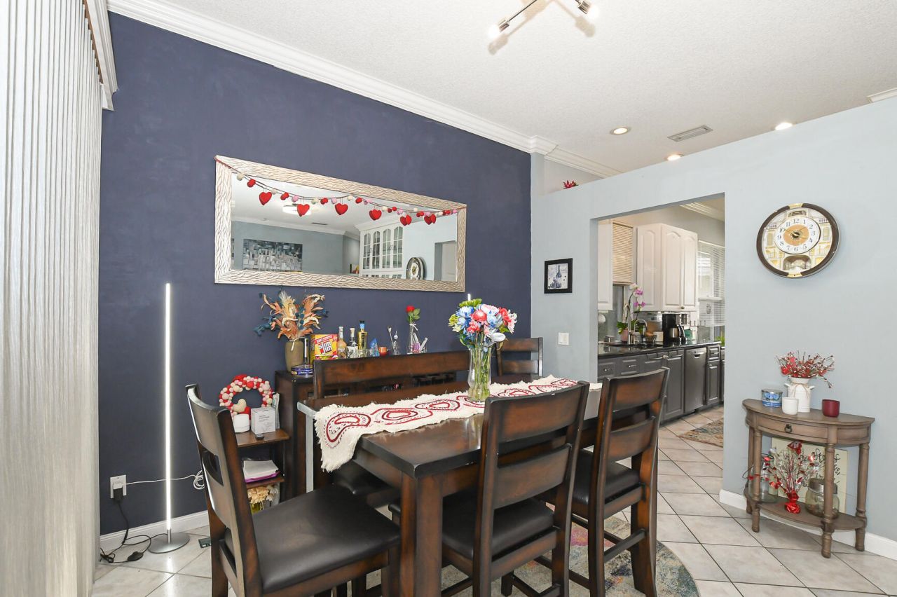 156 NW Bentley Circle, Port Saint Lucie, FL 34986 Photo