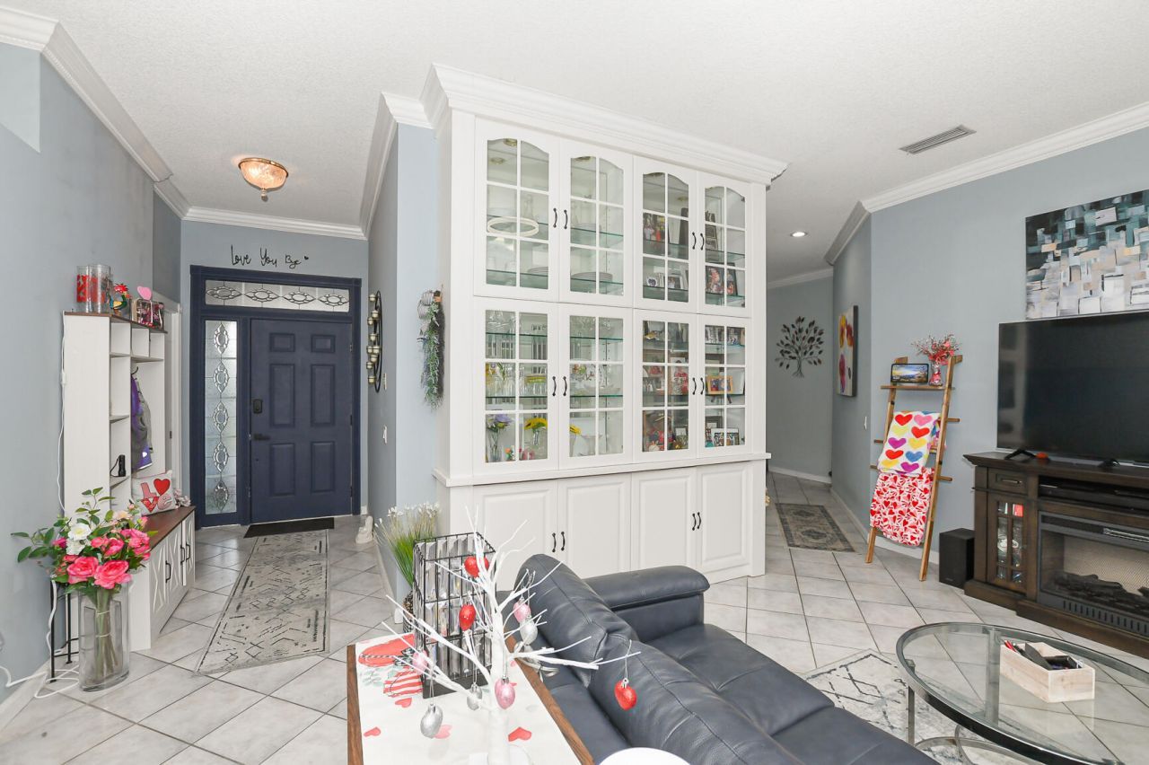 156 NW Bentley Circle, Port Saint Lucie, FL 34986 Photo