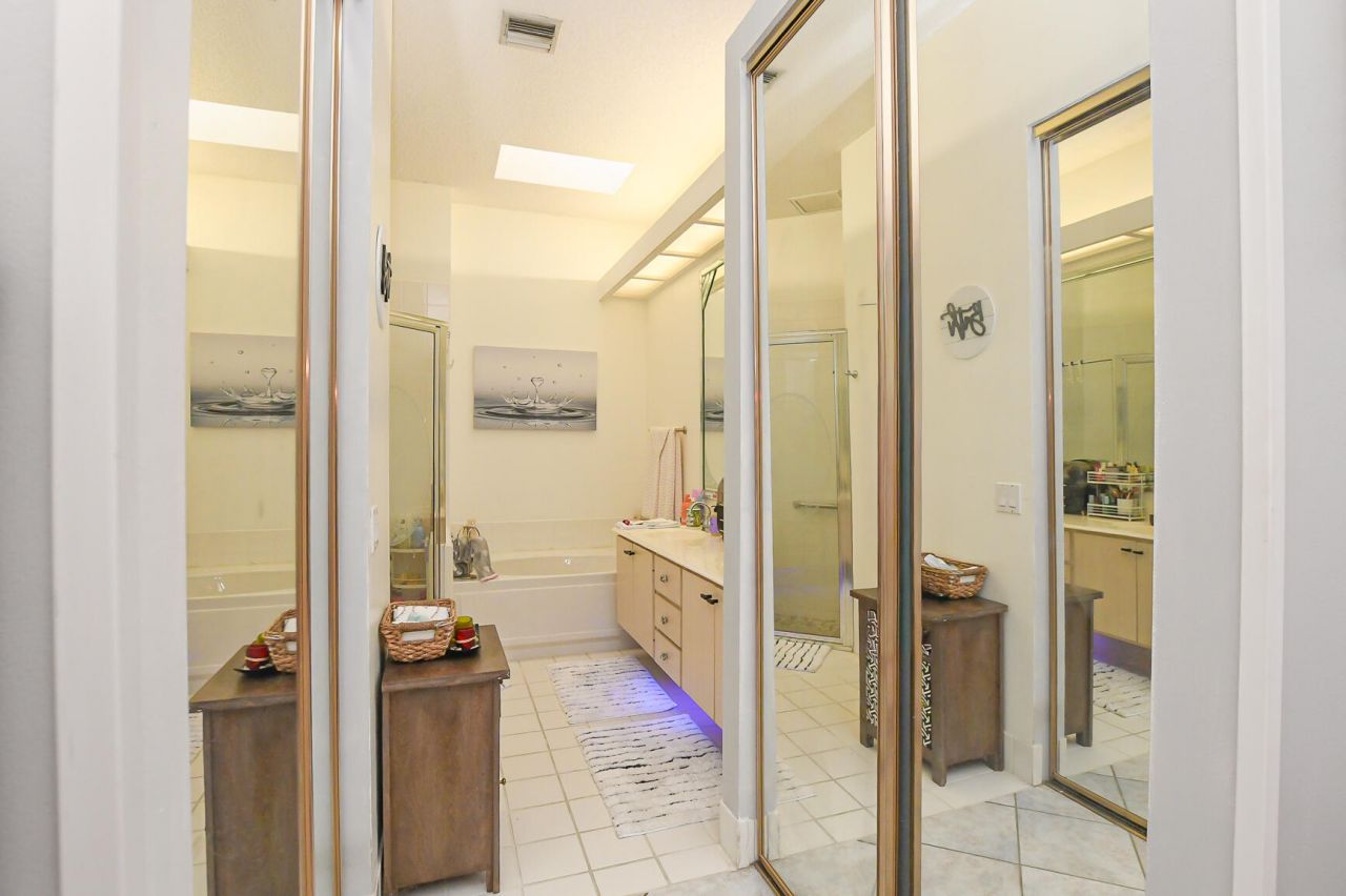 156 NW Bentley Circle, Port Saint Lucie, FL 34986 Photo