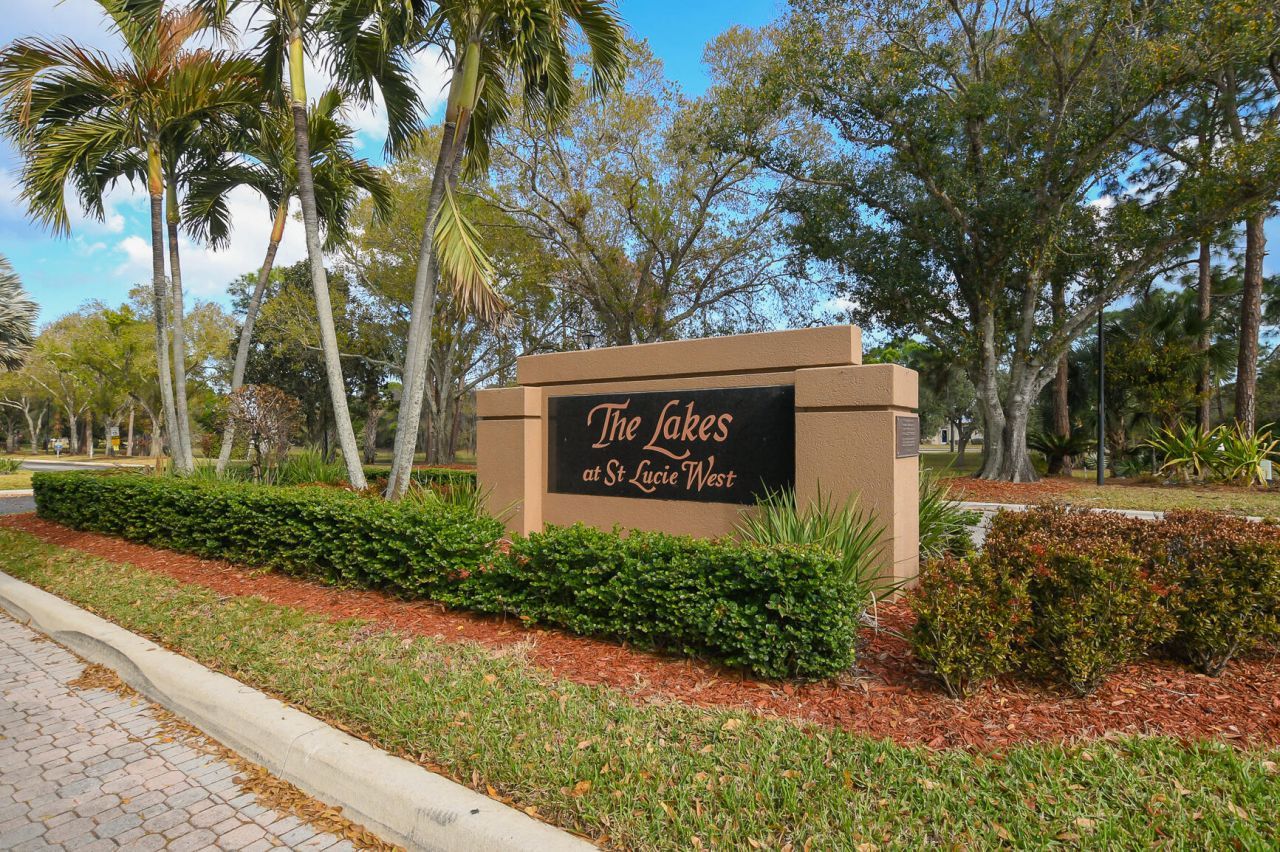 156 NW Bentley Circle, Port Saint Lucie, FL 34986 Photo