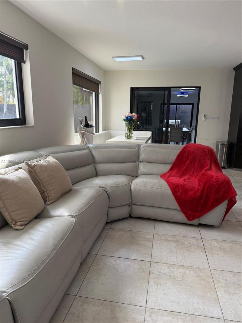 3521 SW 99th Ct, Miami, FL 33165 Photo