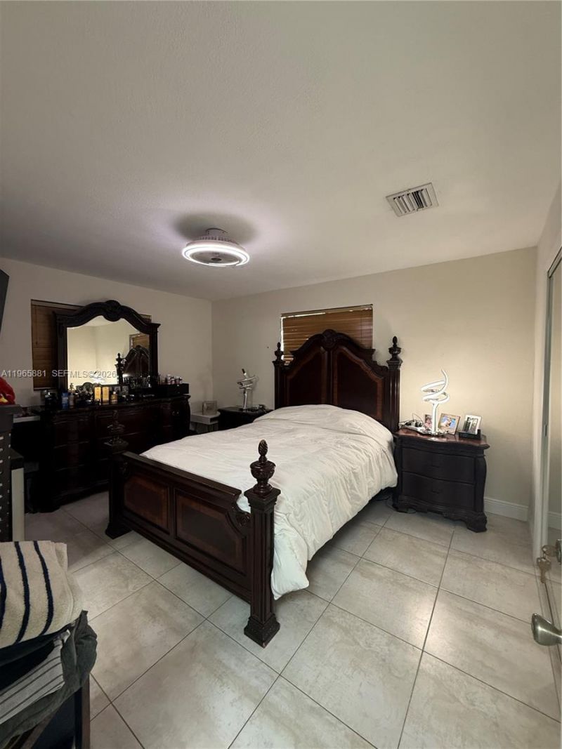 3521 SW 99th Ct, Miami, FL 33165 Photo