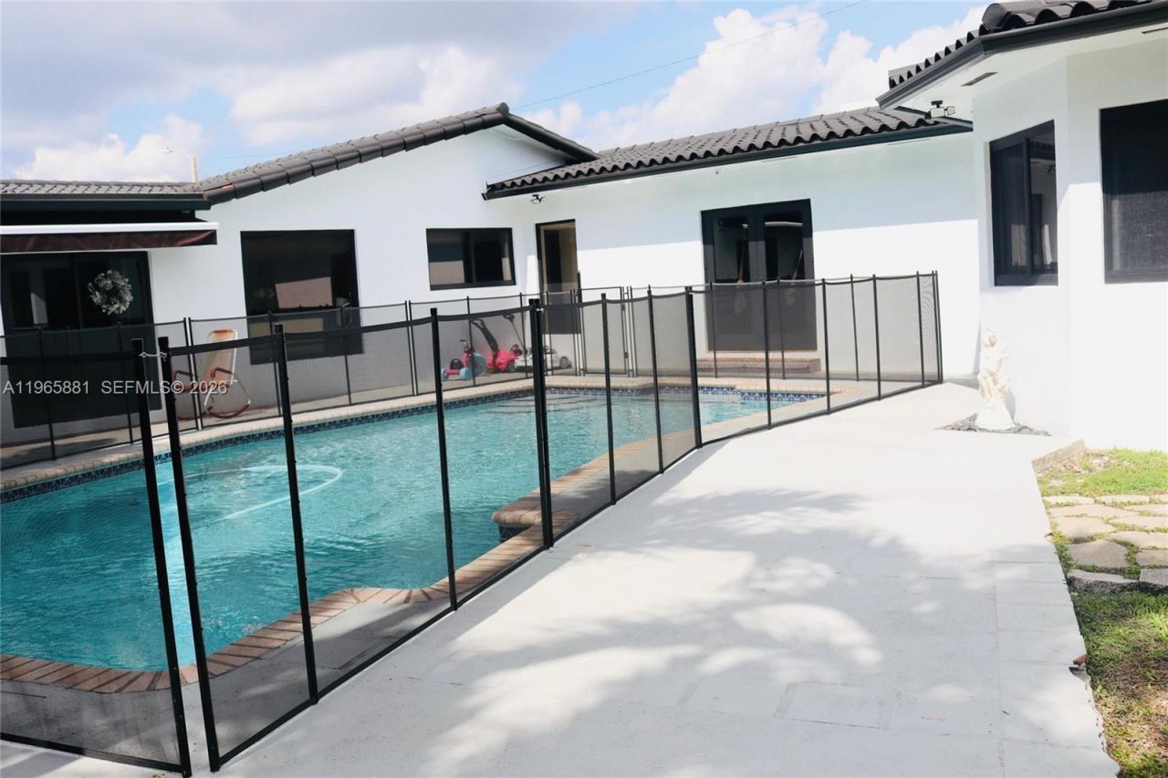 3521 SW 99th Ct, Miami, FL 33165 Photo