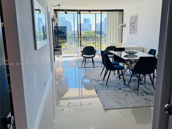 20335 W Country Club Dr, Unit 608, Aventura, FL 33180