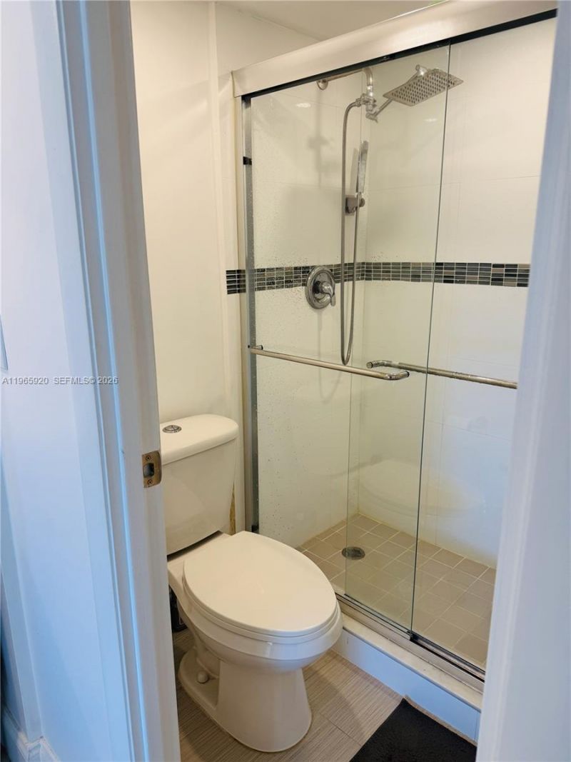 20335 W Country Club Dr, Unit 608, Aventura, FL 33180 Photo