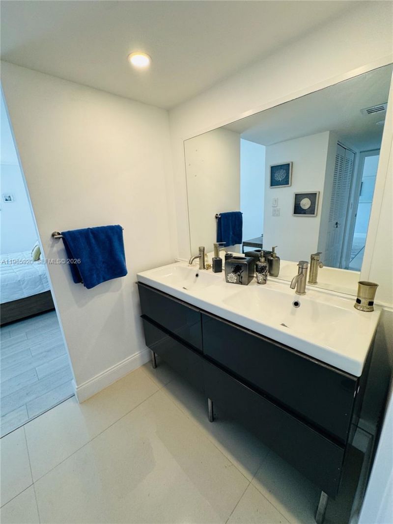 20335 W Country Club Dr, Unit 608, Aventura, FL 33180 Photo