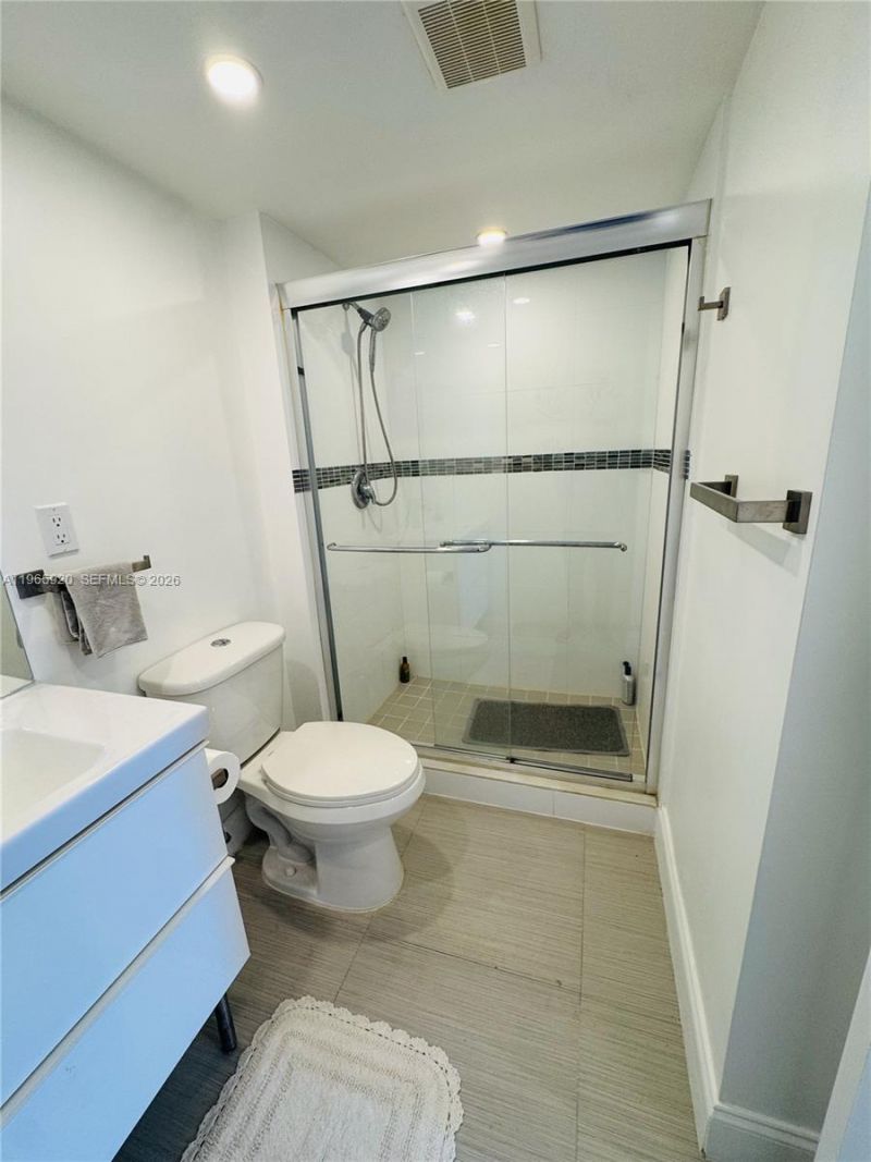 20335 W Country Club Dr, Unit 608, Aventura, FL 33180 Photo