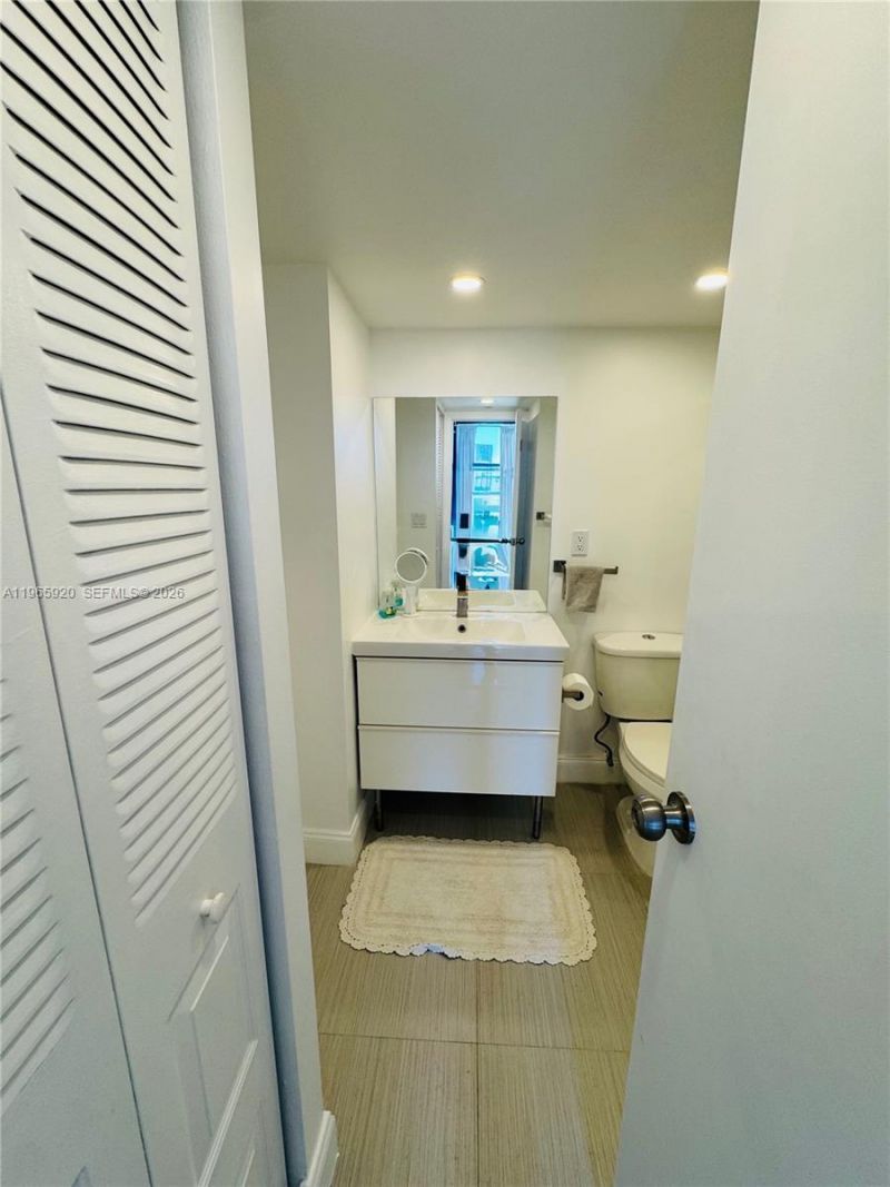 20335 W Country Club Dr, Unit 608, Aventura, FL 33180 Photo