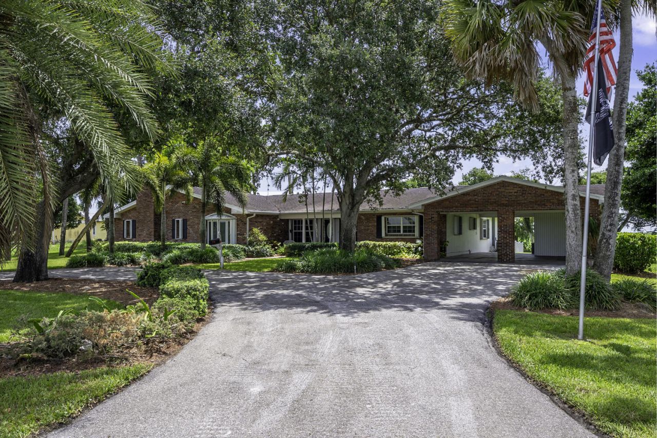 13348 Us Highway 441, Canal Point, FL 33438 Photo