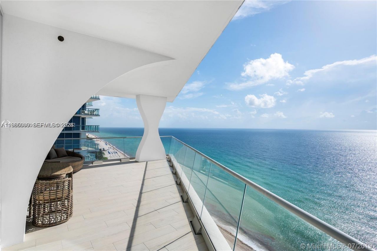 16901 Collins Ave , Unit 1905, Sunny Isles Beach, FL 33160 Photo