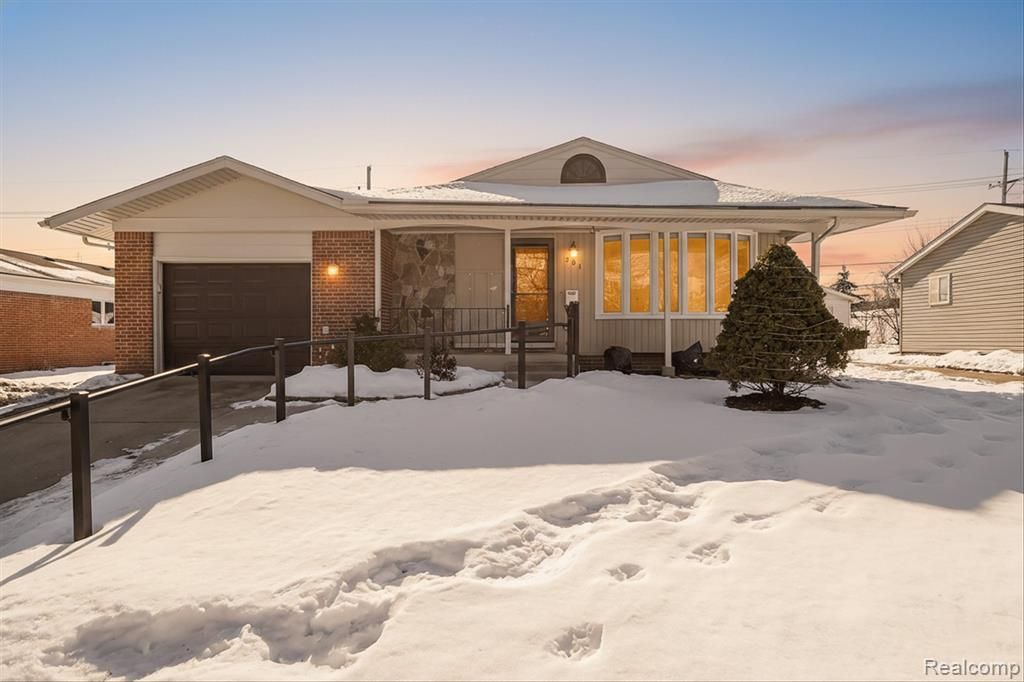 201 Ely Drive S, Northville, MI 48167 Main Photo