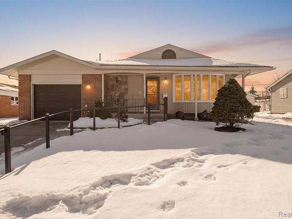 201 Ely Drive S, Northville, MI 48167