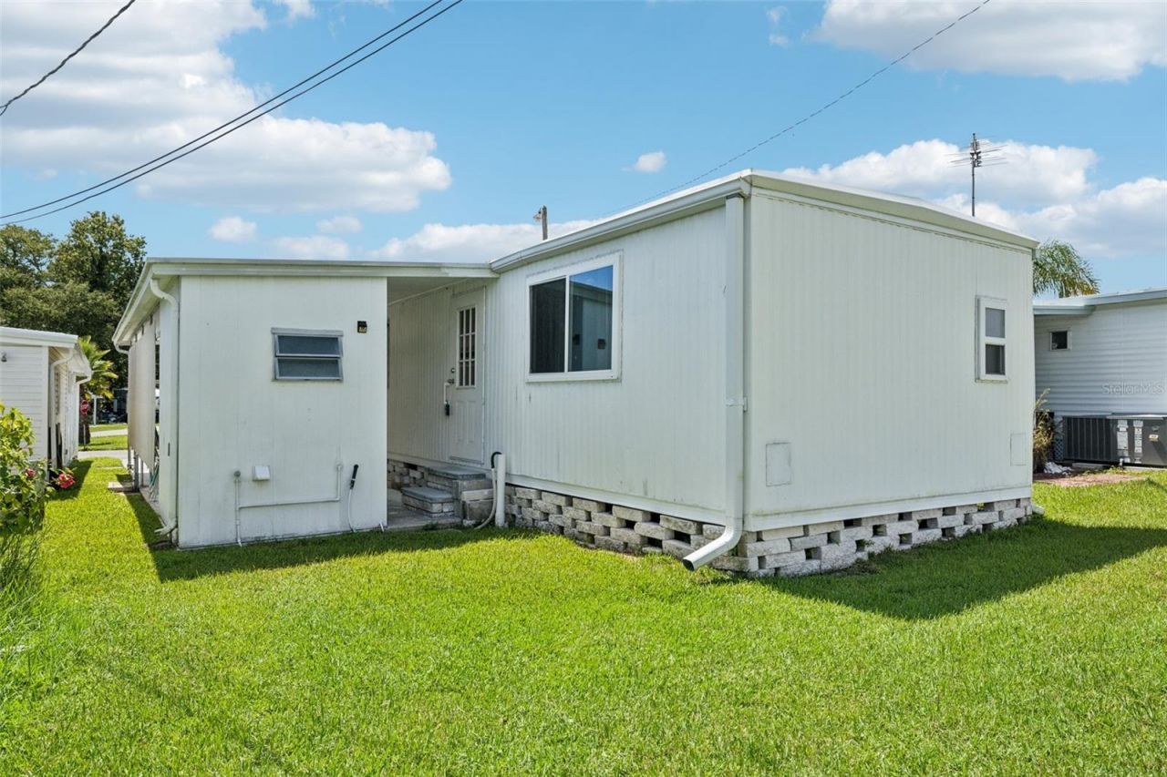 1600 Old Coachman Road, Unit 303, Clearwater, FL 33765 Photo