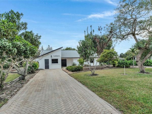 14840 SW 21st St, Davie, FL 33326