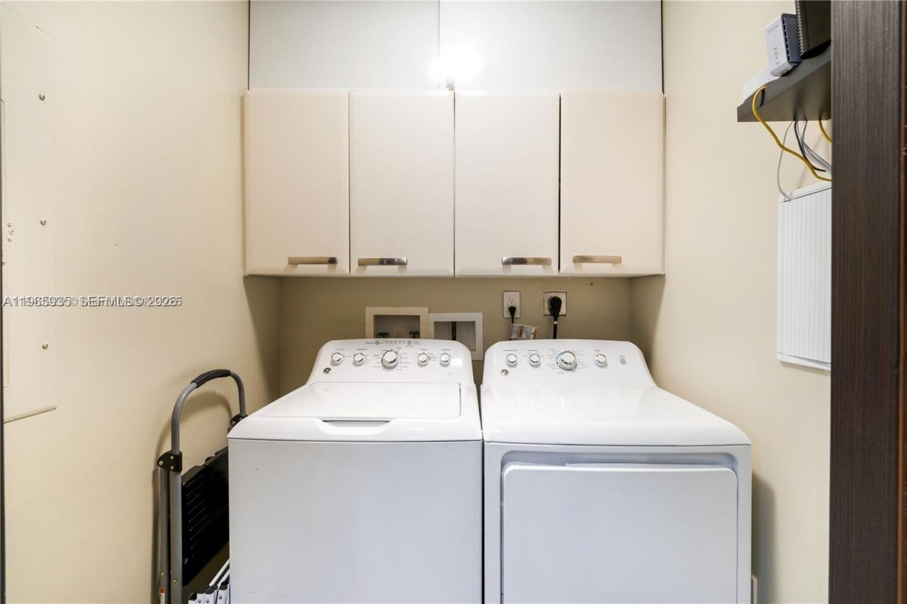 18101 Collins Ave , Unit 5008, Sunny Isles Beach, FL 33160 Photo