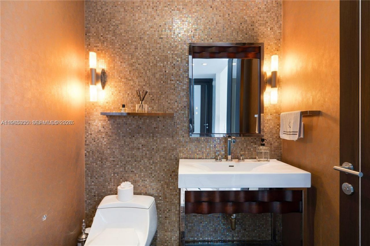 18101 Collins Ave , Unit 5008, Sunny Isles Beach, FL 33160 Photo