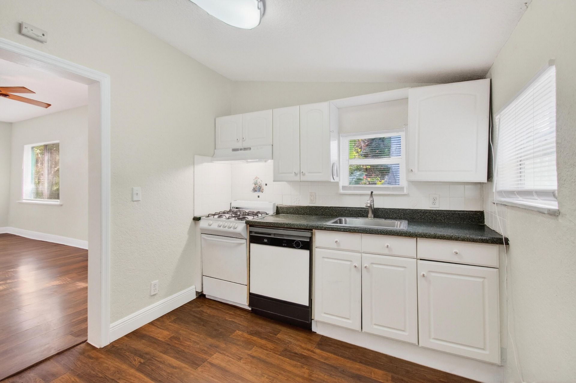 1217 S M Street, Lake Worth Beach, FL 33460 Photo