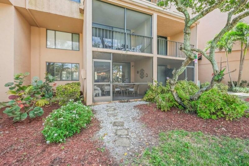 755 Dotterel Road, Unit 1105, Delray Beach, FL 33444 Photo
